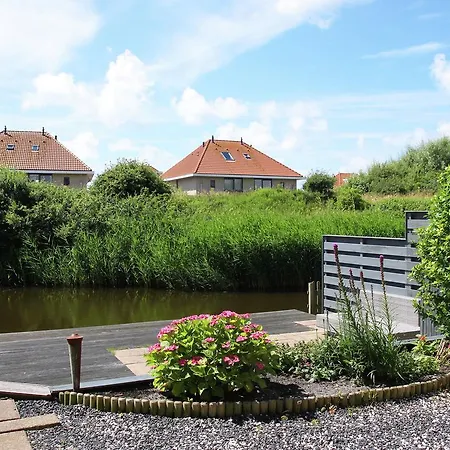 Holiday home Holiday Enjoy Petten